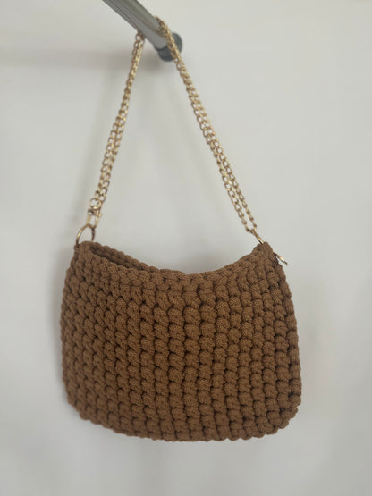 handgemachte Häkeltasche aus Baumwolle in caramel – mittelgroße nachhaltige Tasche