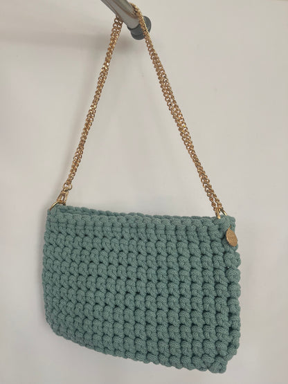 handgemachte Häkeltasche aus Baumwolle in duck egg blue – sanfte mittelgroße Tasche